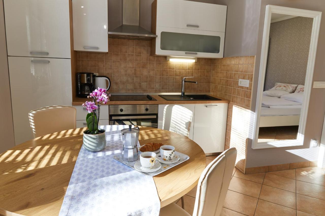 Apartmaji Koman Bled Bagian luar foto